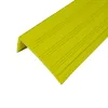 Žlutá plastová PVC protiskluzová schodová hrana F421 - 150 x 8,2 x 4,5 cm