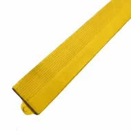 Žlutá gumová náběhová hrana samice pro rohože Solid Top Tile FLOMA - 98,5 x 7,5 cm