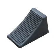 Černý gumový zakládací klín pod kola FLOMA WCF29 - 17 x 10 x 10 cm