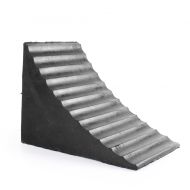 Černý gumový zakládací klín MULTIPLAY - 26 x 16 x 19 cm