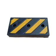 Černo-žlutý gumový reflexní doraz na rampu - 50 x 25 x 8,5 cm