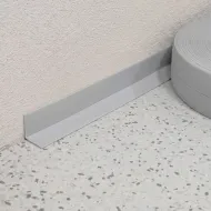 Bílá plastová PVC soklová lišta F230 - 40 m x 3 cm x 3 cm