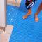 Modrá bazénová rohož Soft-Step - 15 m x 60 cm x 0,
