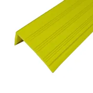 Žlutá plastová PVC protiskluzová schodová hrana F421 - 150 x 8,2 x 4,5 cm