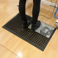 Olejivzdorná protiskluzová protiúnavová průmyslová rohož (75% nitrilová pryž) - 90 x 60 x 