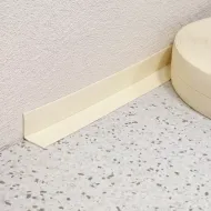 Bílá plastová PVC soklová lišta F129 - 40 m x 3 cm x 3 cm