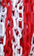 Bílo-červený plastový označovací řetěz (role) - 0,6 cm x 25 m