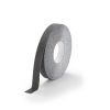 Černá korundová voděodolná protiskluzová páska FLOMA Marine - 18,3 m x 2,5 cm a tloušťka 1