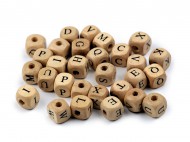 Dřevěné korálky kostka 10x10 mm 2. jakost přírodní, 40 ks - zvětšit obrázek