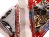 Kovové druky 15 mm na silné látky, staromosaz 8 staromosaz hvězdy, 1 karta - zvětšit obrázek