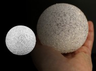 LED svítící koule 7,5 cm - zvětšit obrázek